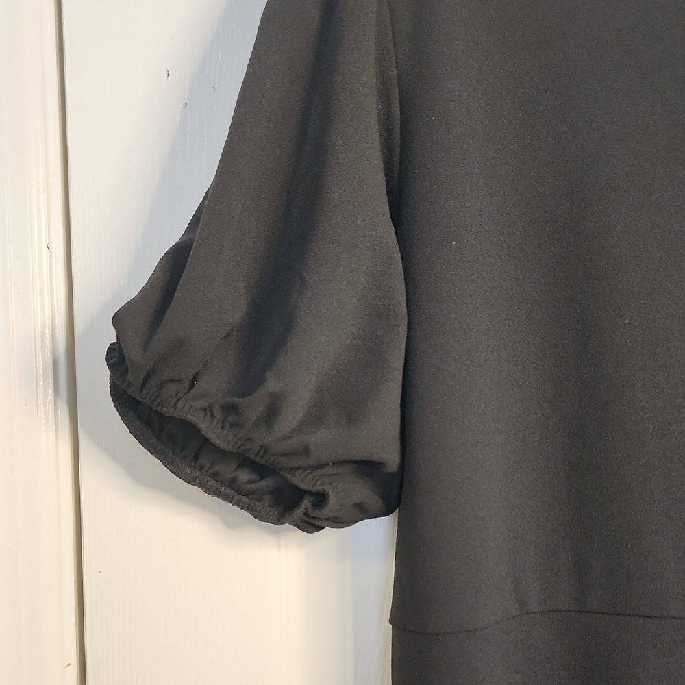 Boohoo Plus Black Midi Dress with Short Sleeves - Picture 9 of 12